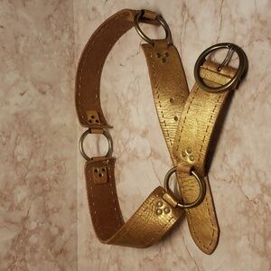 Arden B M/L crackle gold leather with metal rings women belt size M/L